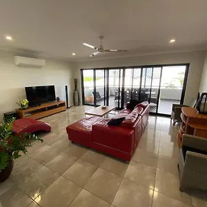Harbour View Luxury Apartment