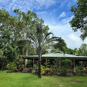 Paperbark Retreat Bed & Breakfast